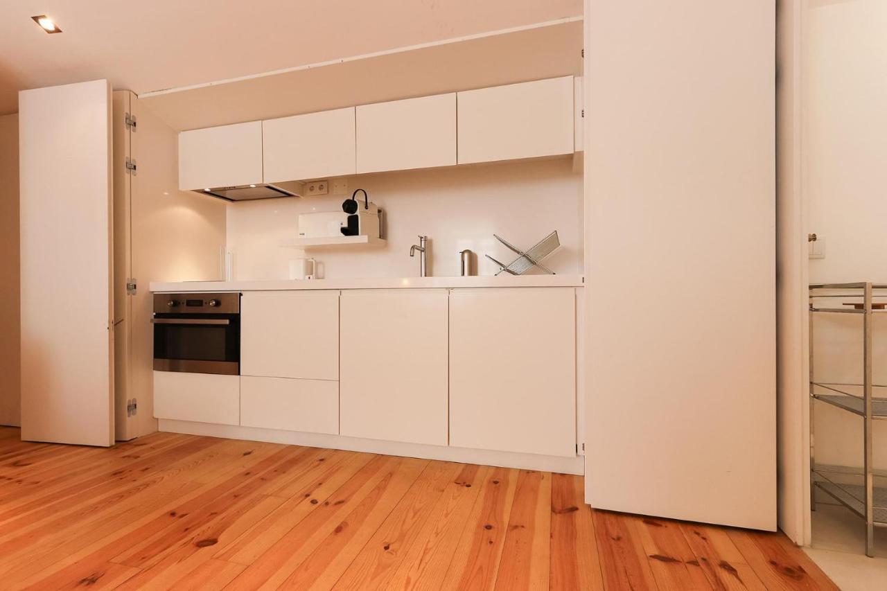 Combro Suites By Homing Lisboa Екстериор снимка