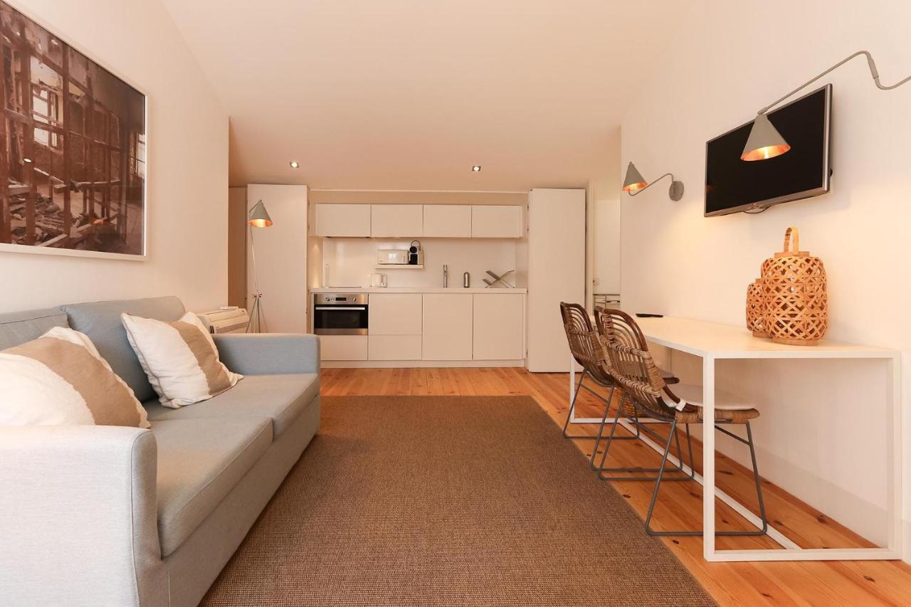 Combro Suites By Homing Lisboa Екстериор снимка