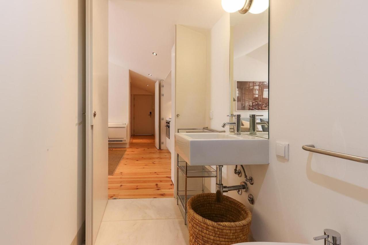 Combro Suites By Homing Lisboa Екстериор снимка
