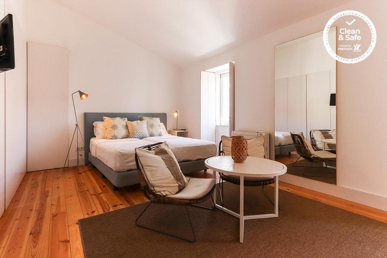 Combro Suites By Homing Lisboa Екстериор снимка