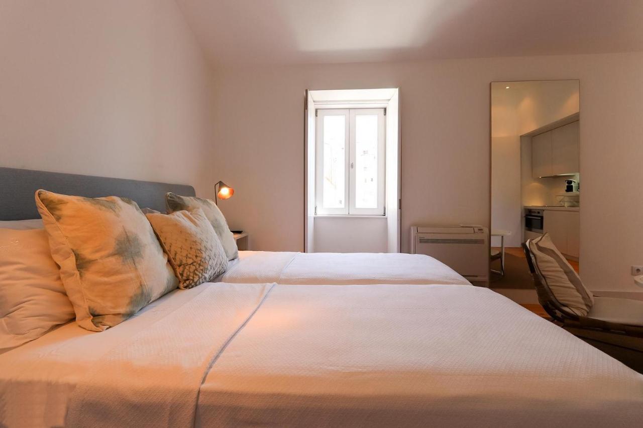 Combro Suites By Homing Lisboa Екстериор снимка